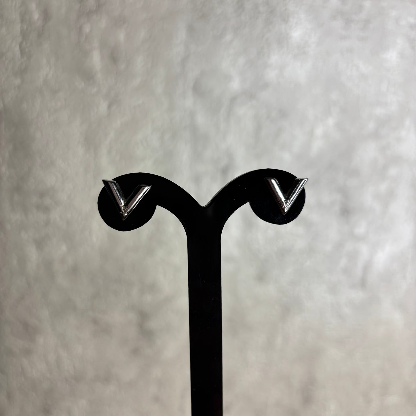Aretes LV