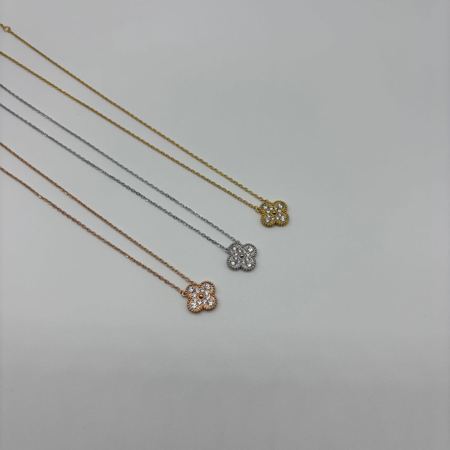 Collar Vancleef Diamond