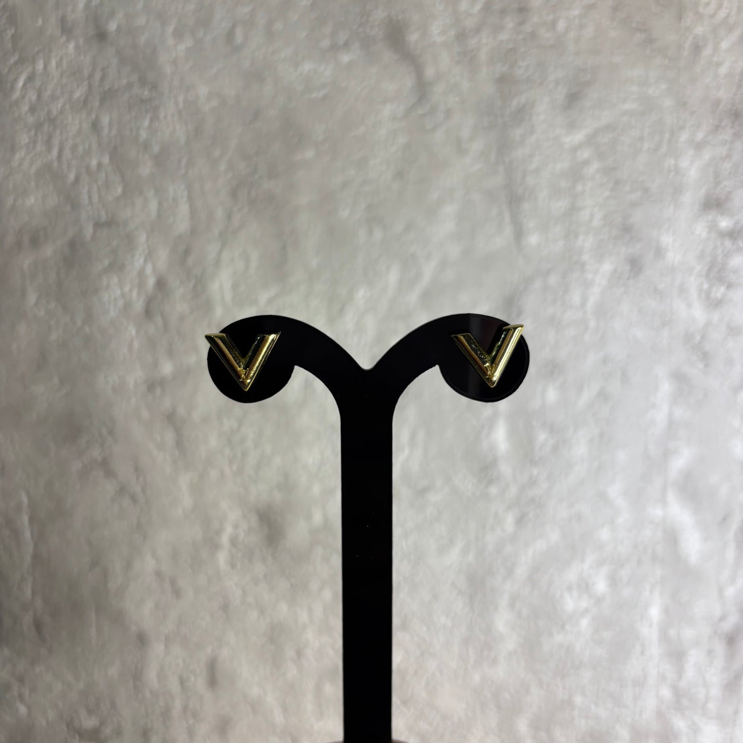 Aretes LV